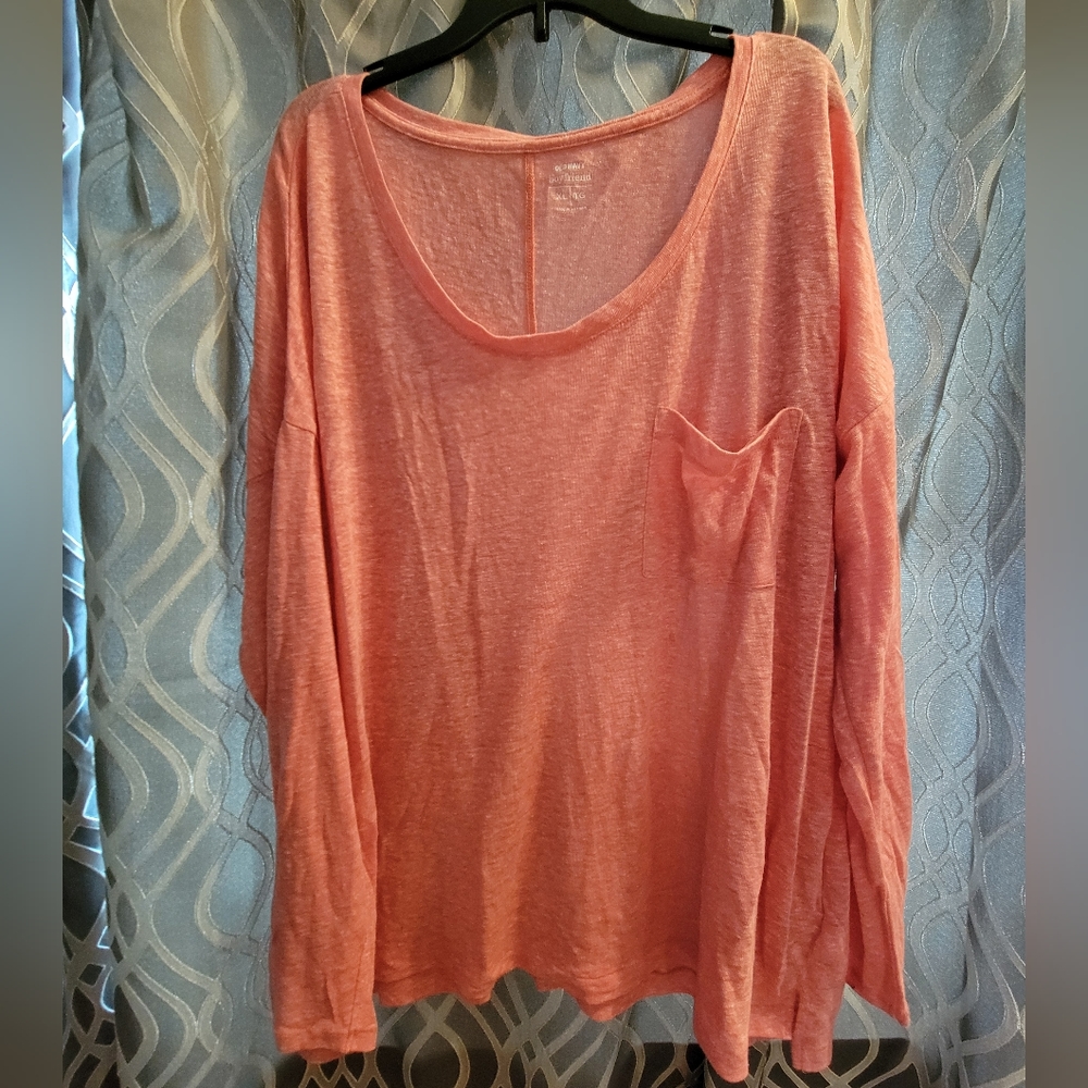Old Navy boyfriend long sleeve top. Size XL